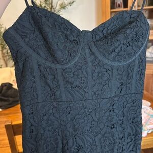 Lulu's Elegant Black Lace Dress